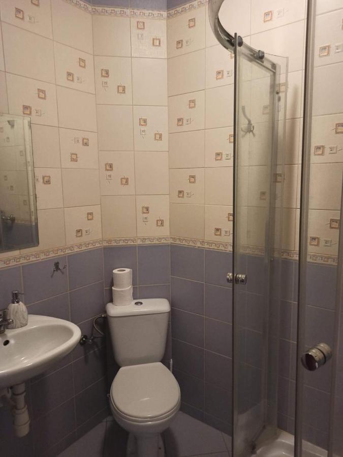 Przylesie Lägenhet Uniejow Exteriör bild